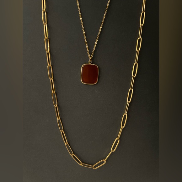 Red & Gold Elegant Pendant Layered Necklace, Red Natural Stone Pendant Necklace - Picture 10 of 14